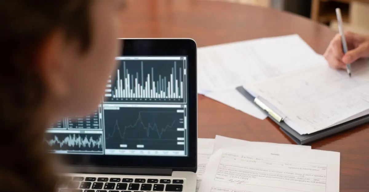 Comment Évaluer le Succès de Votre Webinar : Outils et Méthodes